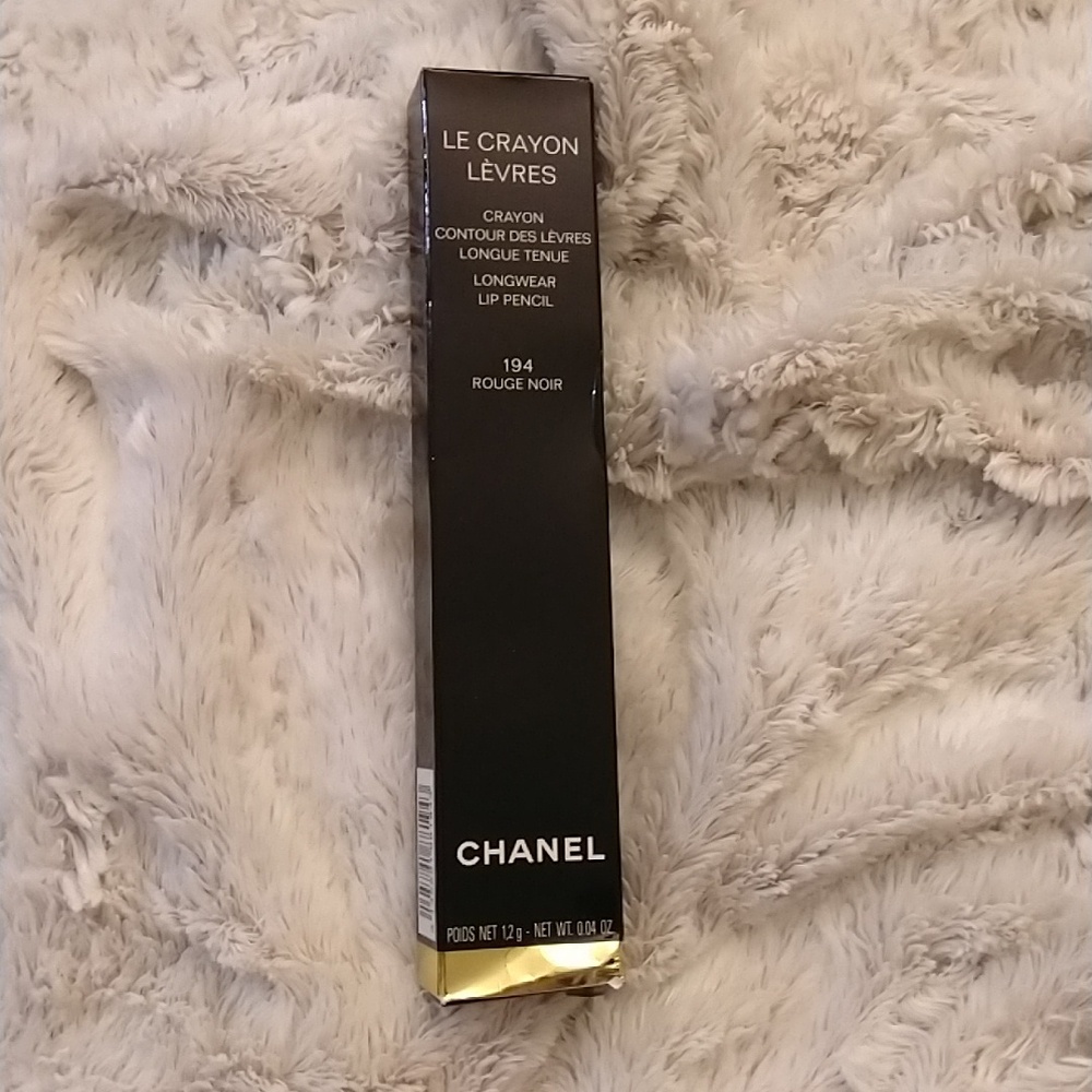 Chanel LE Longwear Lip Liner: 194 Rouge Noir ✨NIB✨